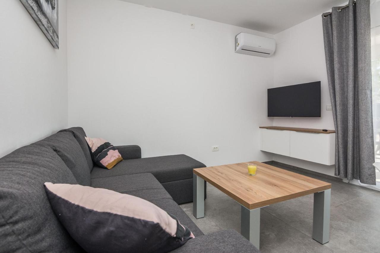 Apartment Spanic 1 Vir Exteriör bild